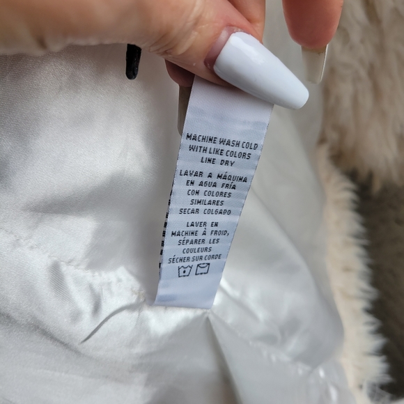 Thread & Supply Fuzzy Teddy Coat in Cream Color - Picture 7 of 7